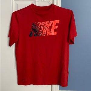 Nike t shirt